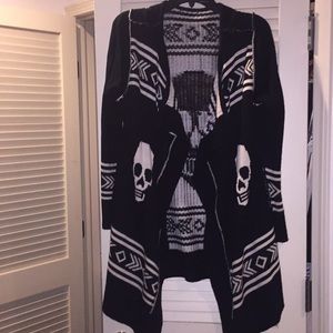 NWOT Skull Sweater
